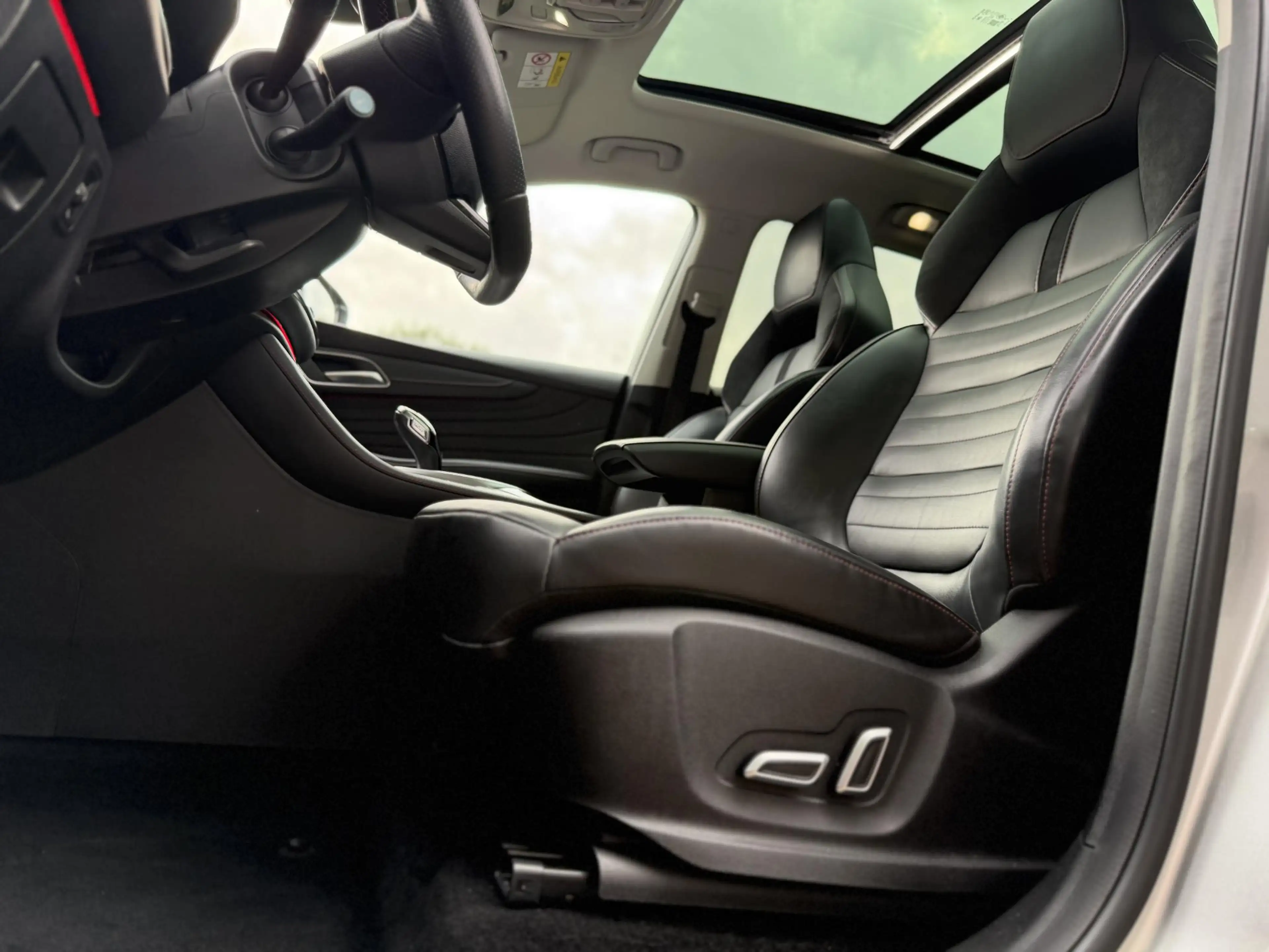 MG EHS 1.5 TGDI Luxury PHEV | Pano | Leder | 360 Camera | — photo 7
