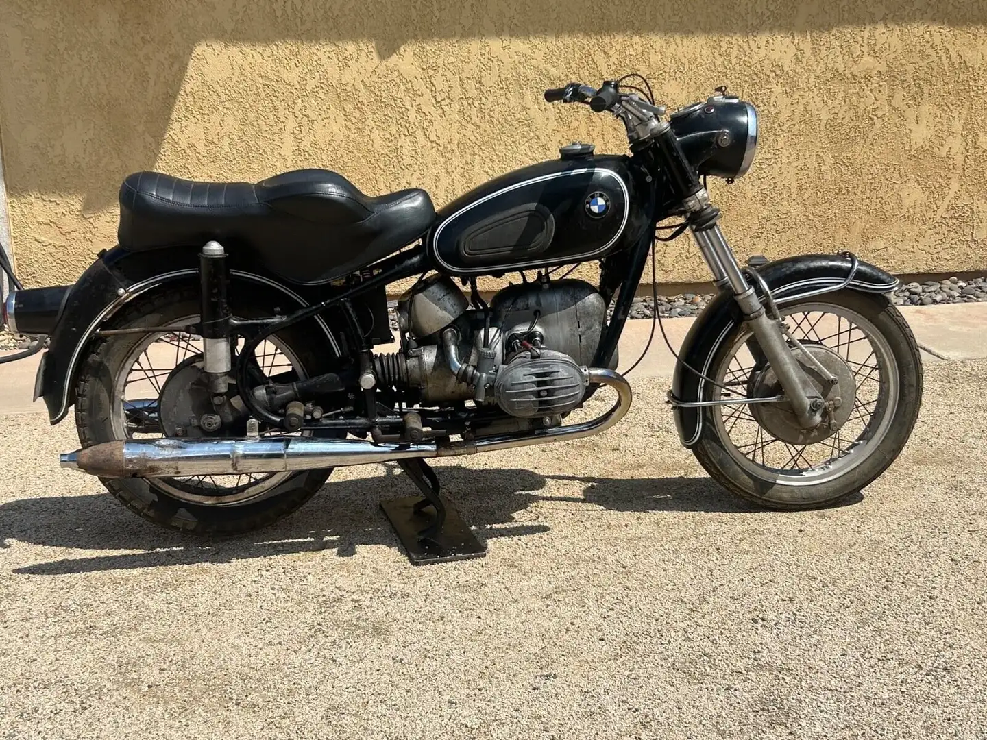 BMW R 60 Negru - 1