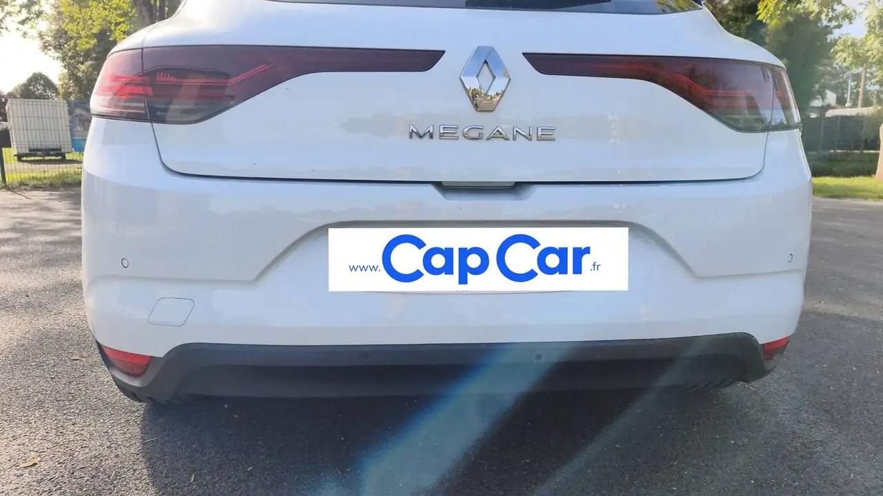 Renault Megane Berline — photo 21