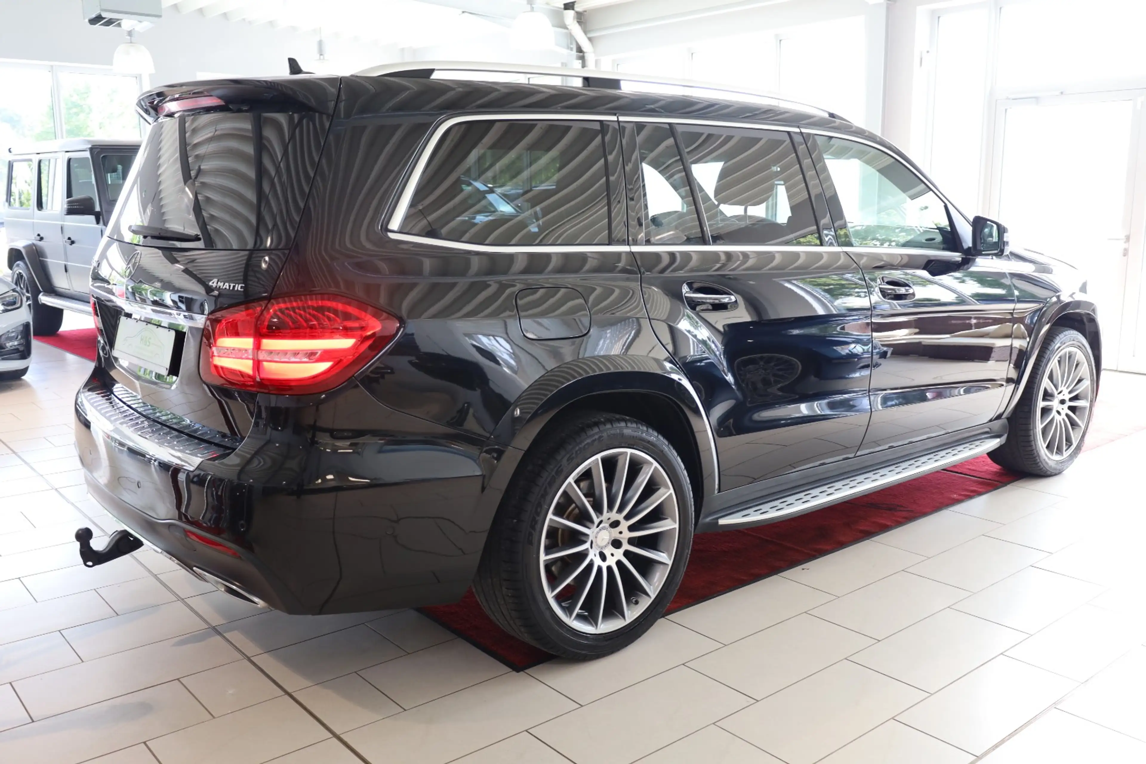 Mercedes-Benz GLS 350 d 4Matic PANO*360°*AMG-Line Interieur — photo 8