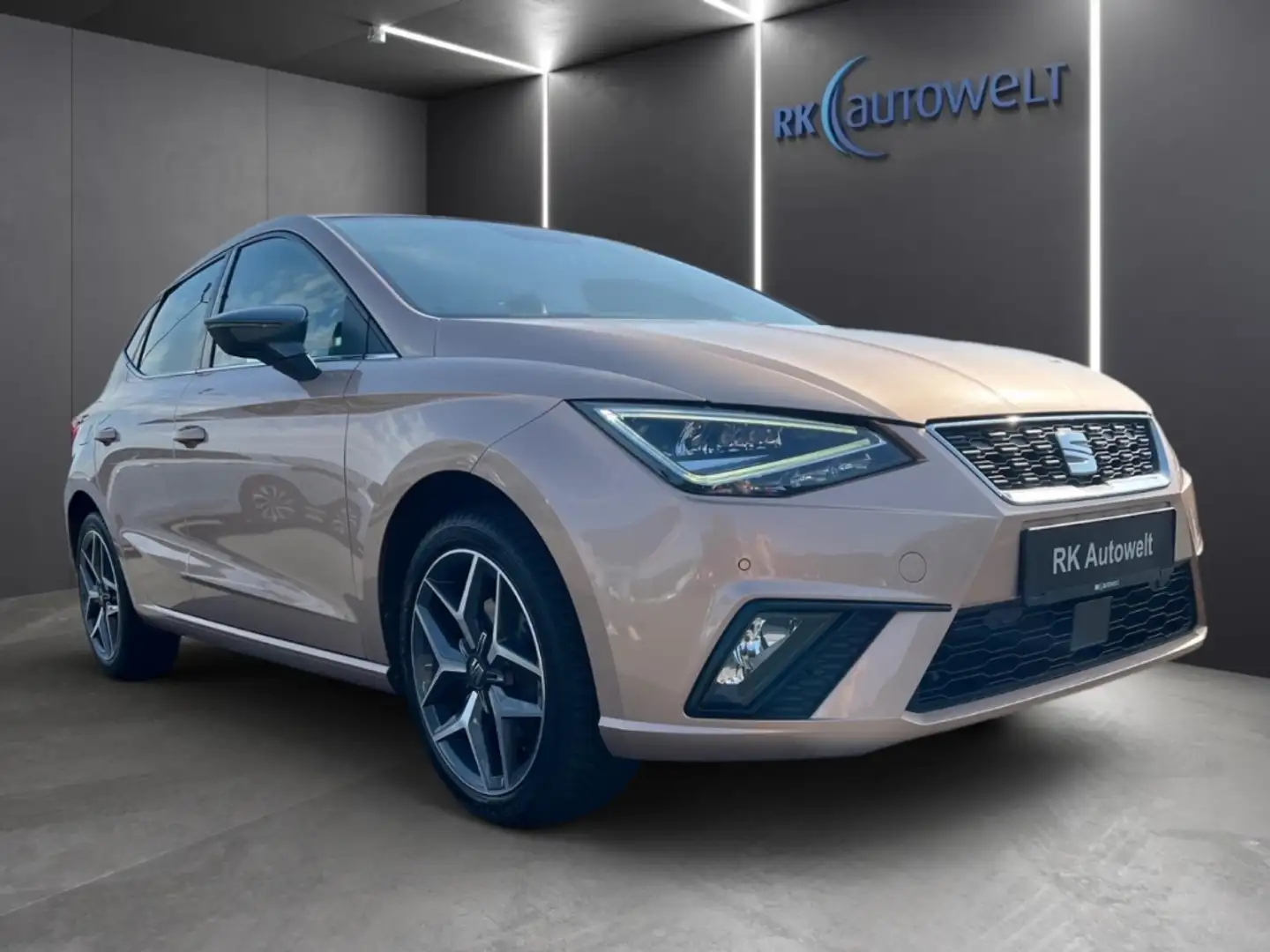 SEAT Ibiza Xcellence 1.0 TSI LED Navi Sitzh. ACC GJR Bronze - 2