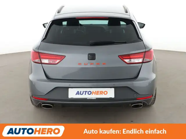 Seat Leon view 5