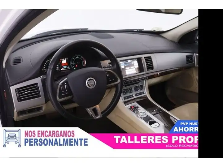 Jaguar XF 2.2 Diesel Classic 2011, foto 11