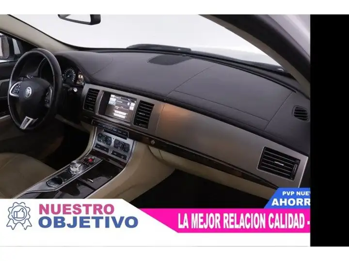 Jaguar XF 2.2 Diesel Classic 2011, foto 12