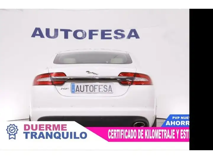 Jaguar XF 2.2 Diesel Classic 2011, foto 5