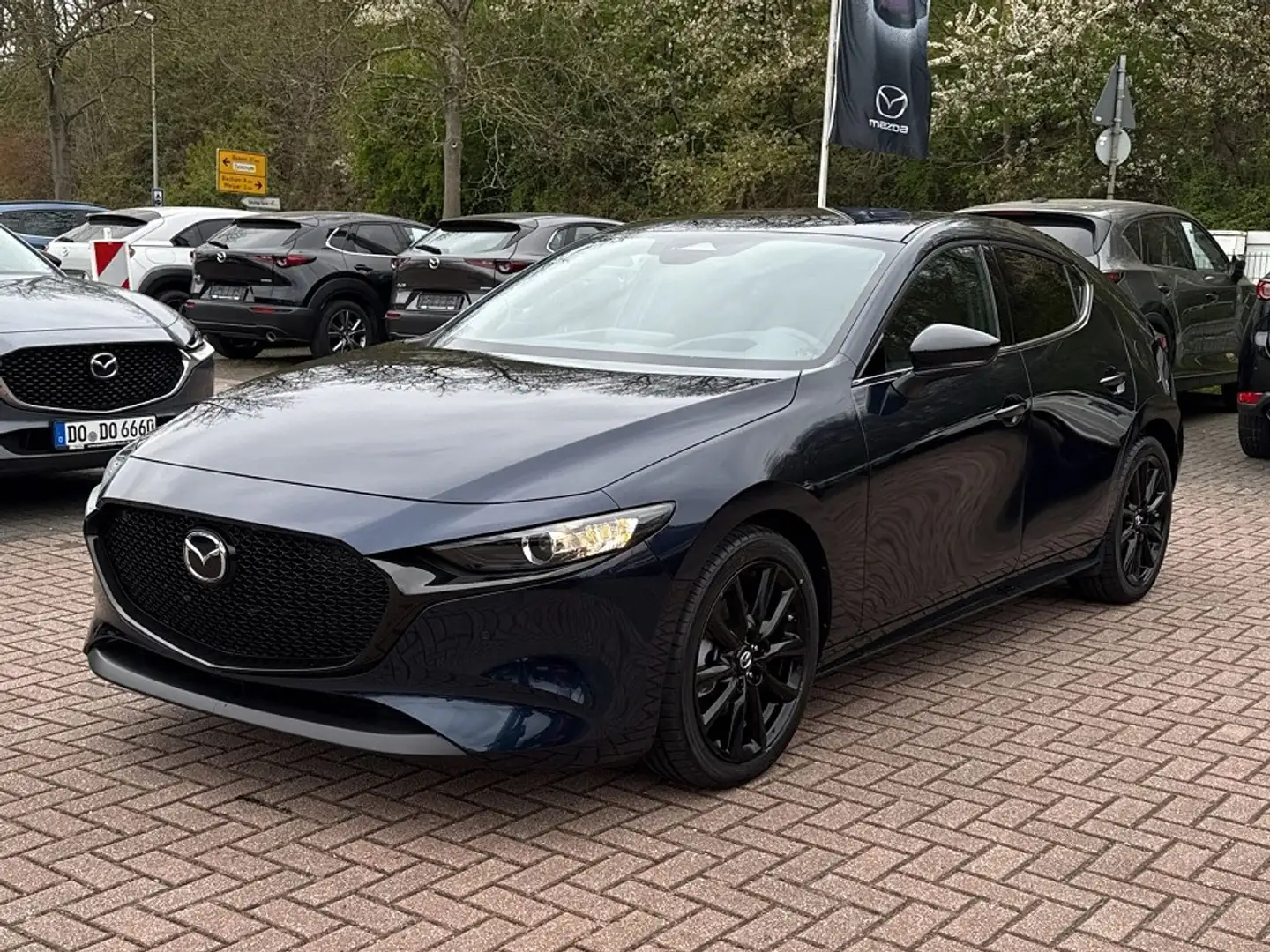 Mazda 3 2.5 Homura *Navi* Blau - 1