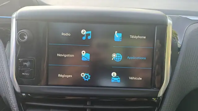 Peugeot 2008 view 13