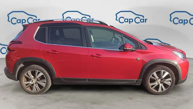 Peugeot 2008 view 4