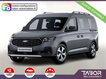 Grand 122 AWD Active Pano