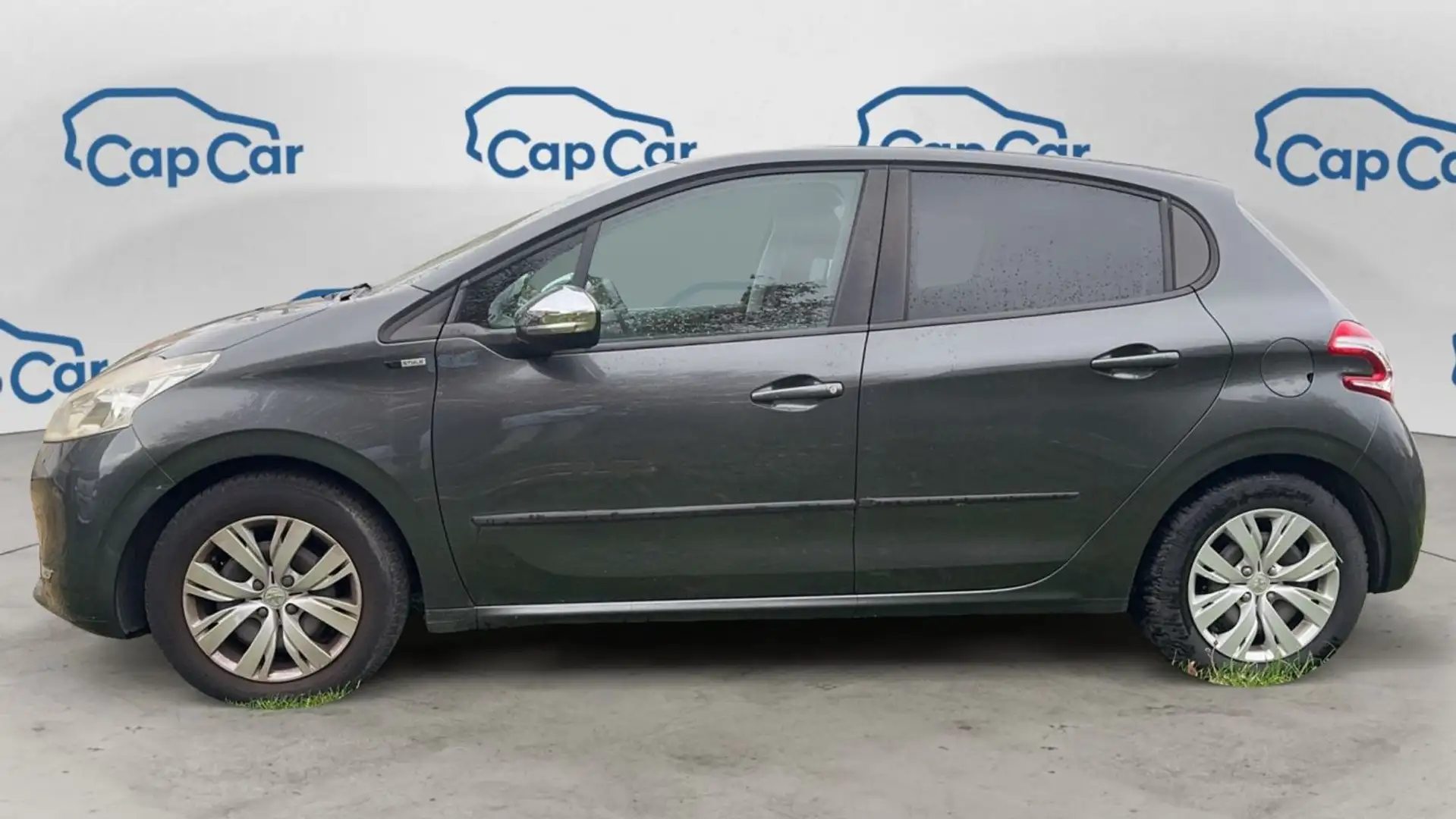 Peugeot 208 1.2 PureTech 82 Style - 2