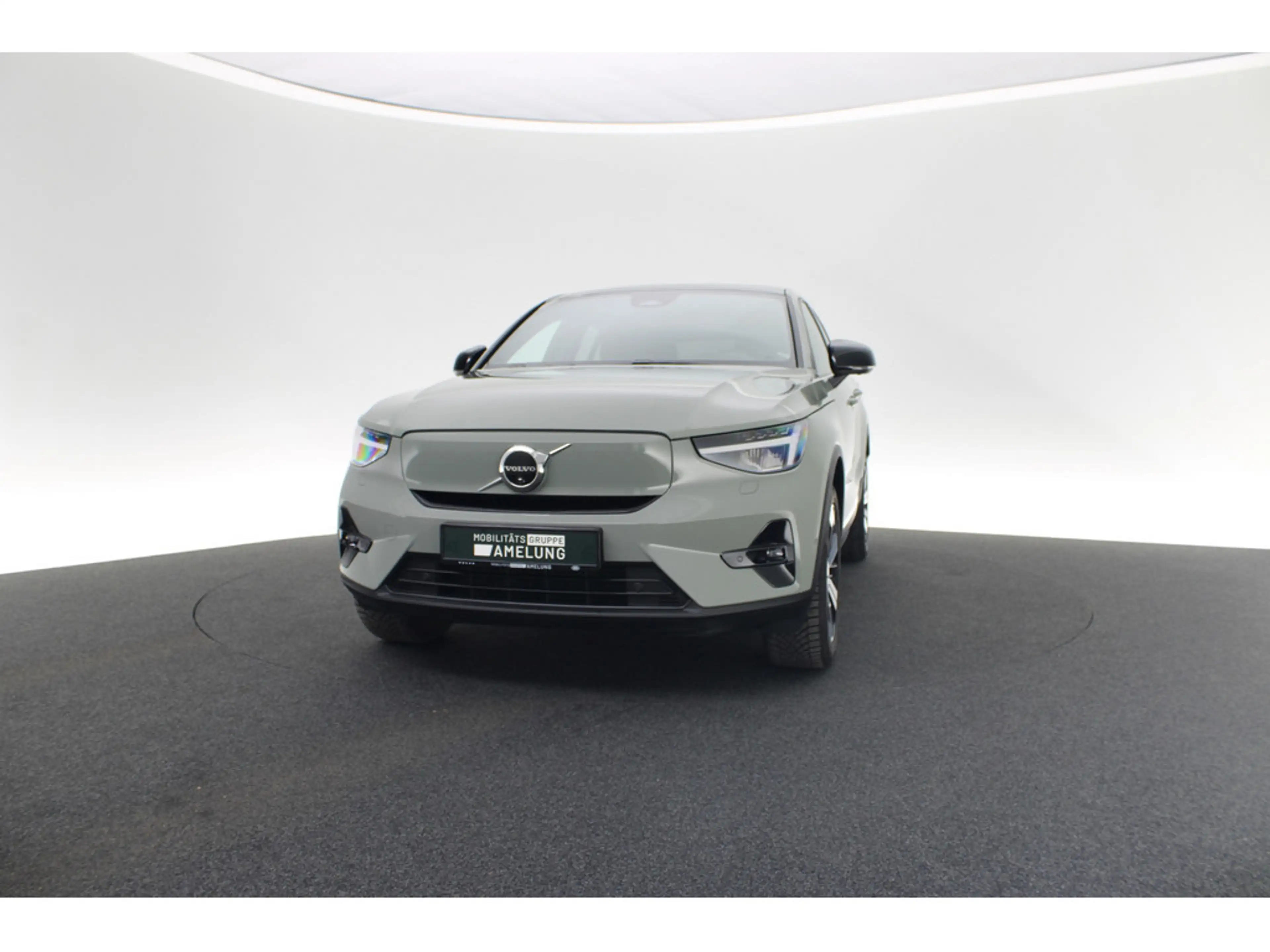 Volvo C40 Recharge Single Motor Ultimate PANO ACC — photo 11