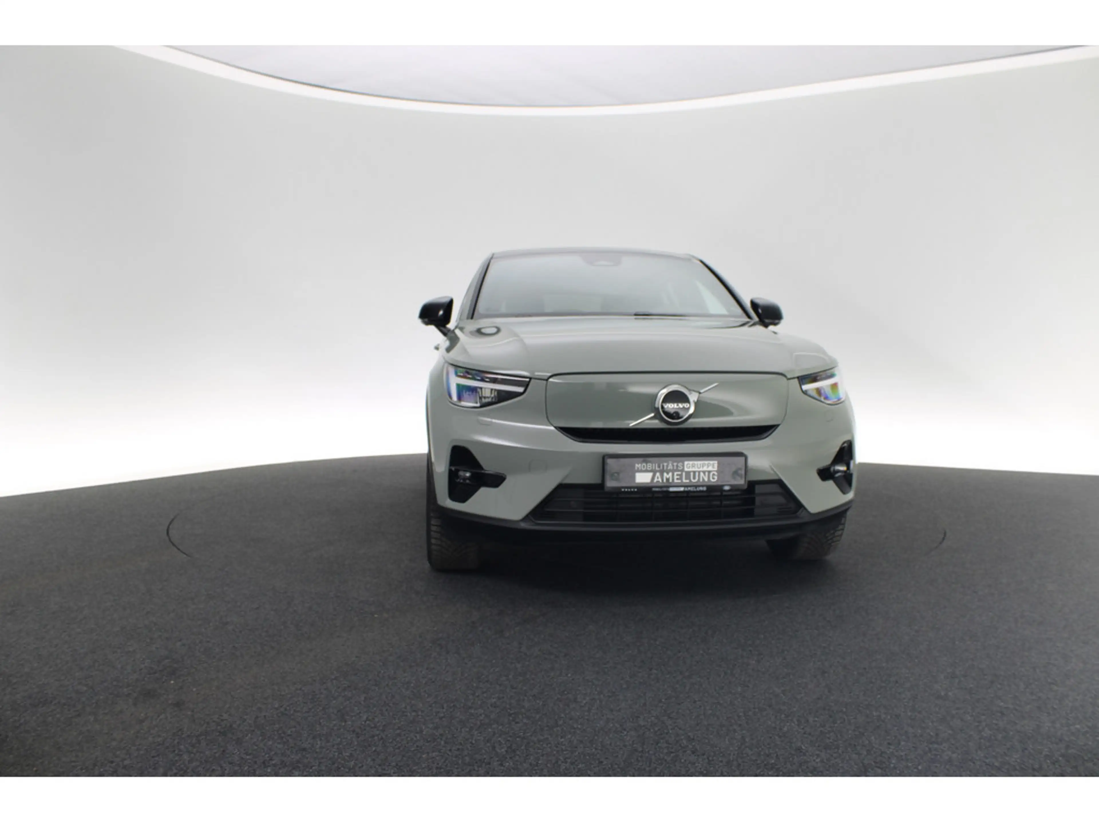Volvo C40 Recharge Single Motor Ultimate PANO ACC — photo 10