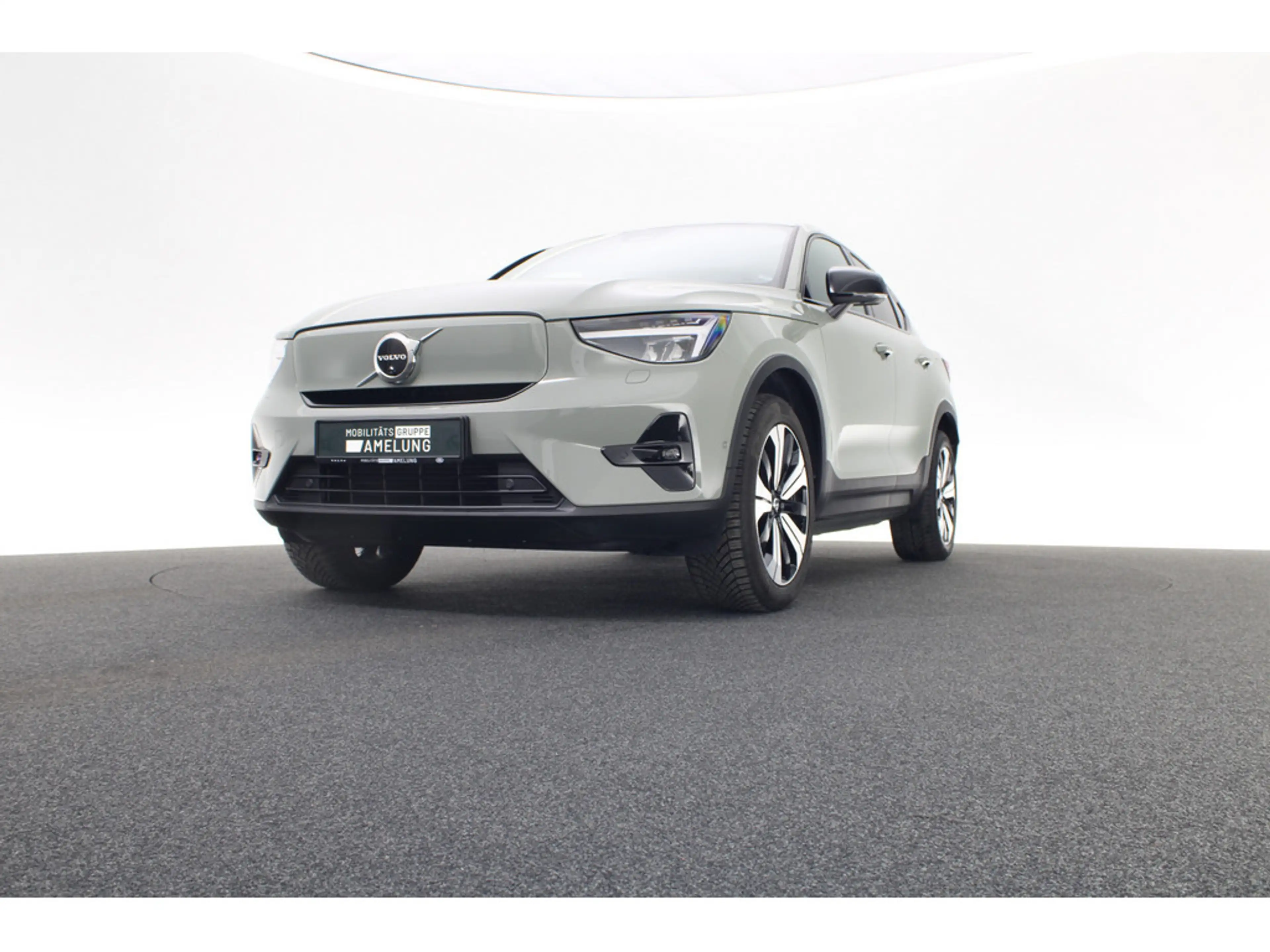 Volvo C40 Recharge Single Motor Ultimate PANO ACC — photo 12
