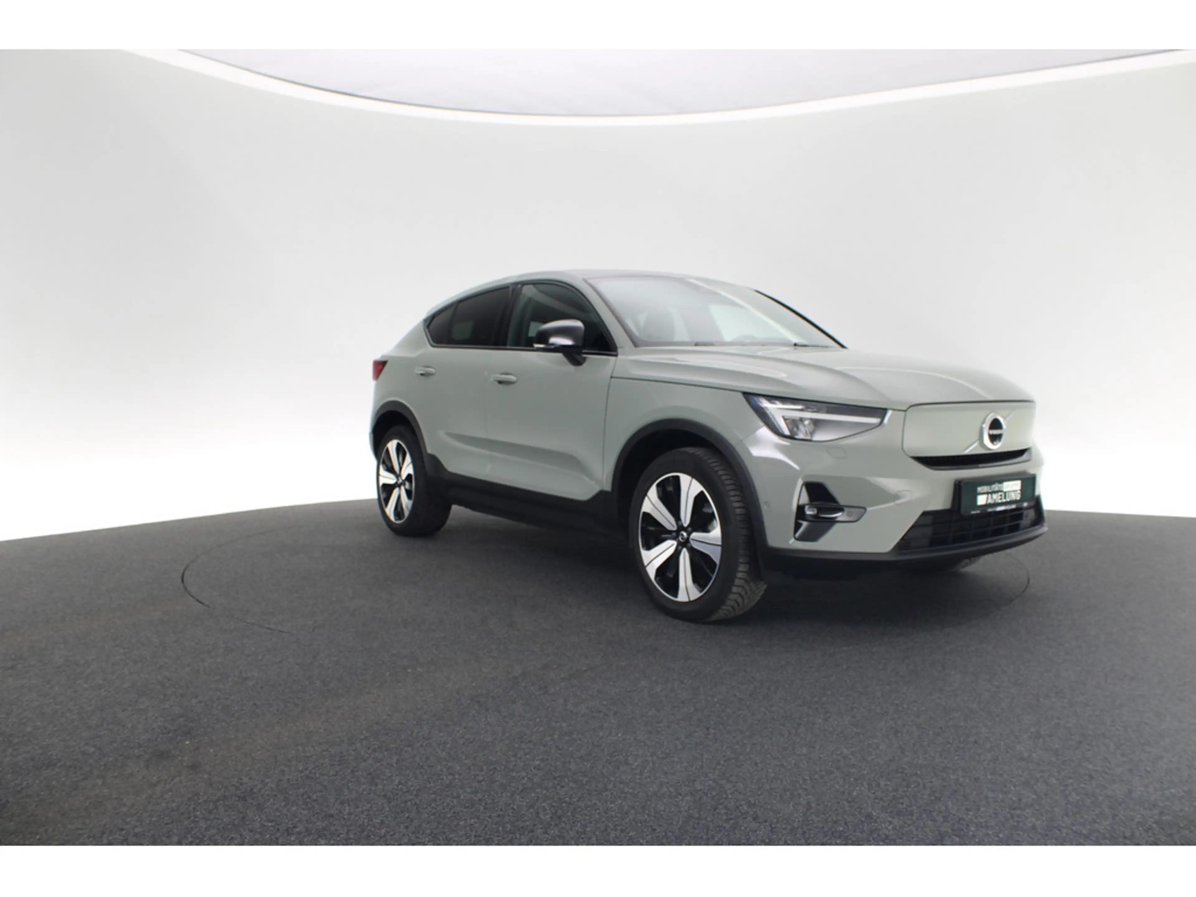 Volvo C40 Recharge Single Motor Ultimate PANO ACC — photo 9