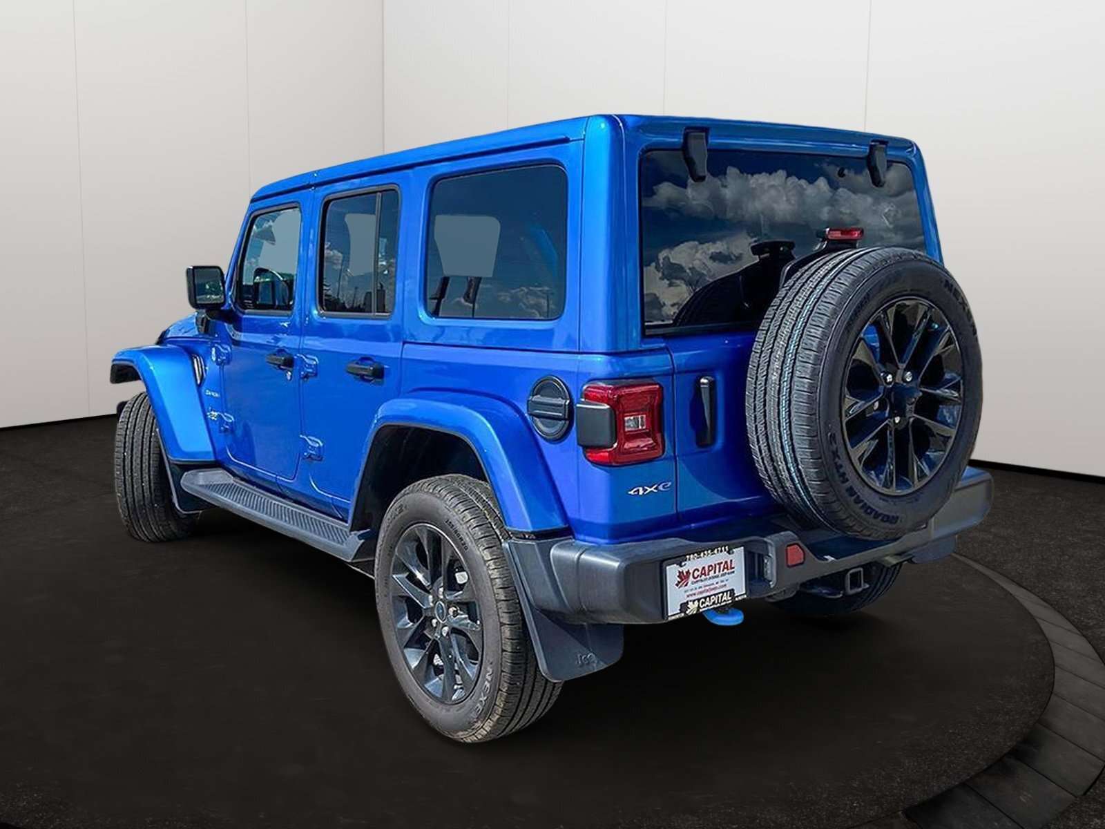 2024 Jeep Wrangler Sahara | McKinley Leather Faced Seats | — снимка 1