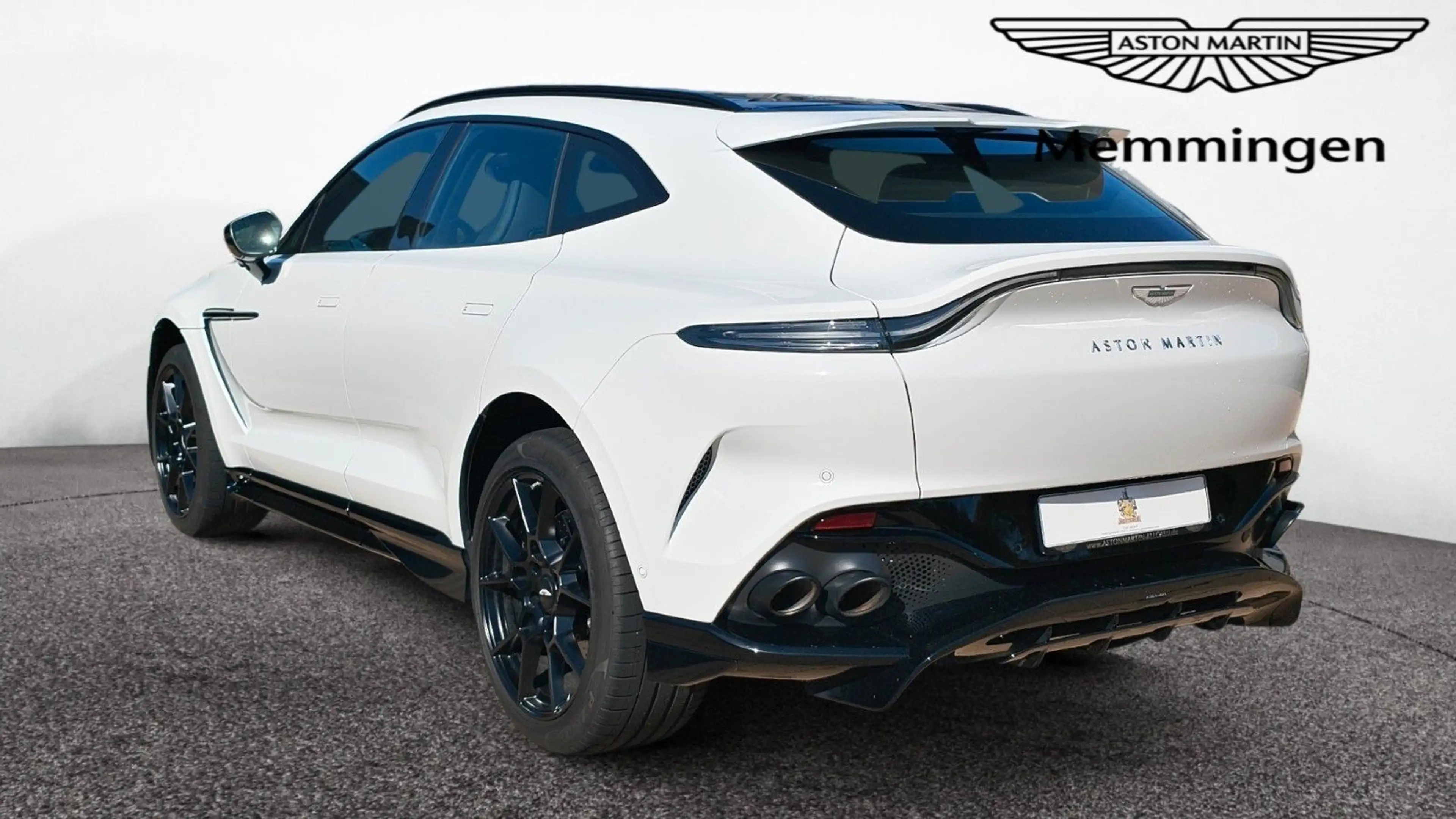 Aston Martin DBX 4.0 V8 DBX707 / Lunar White — photo 3