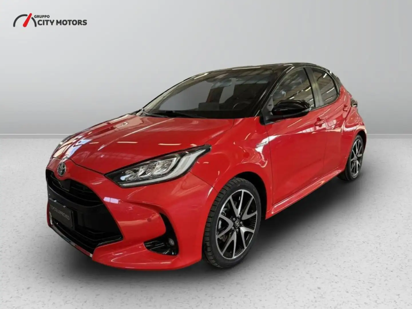 Toyota Yaris 1.5 hybrid Premiere Rood - 1