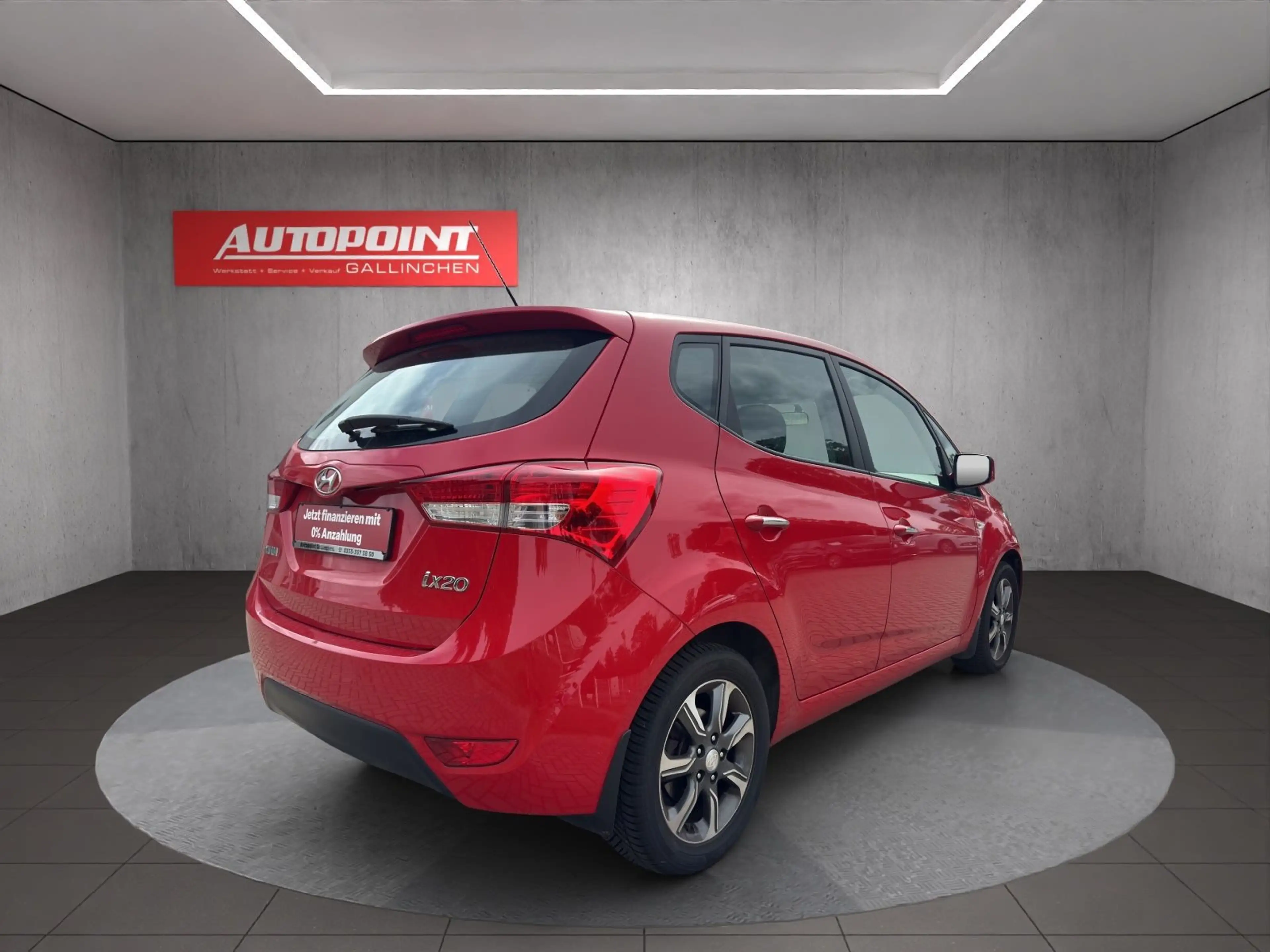 Hyundai iX20 1.6 Space blue — photo 3