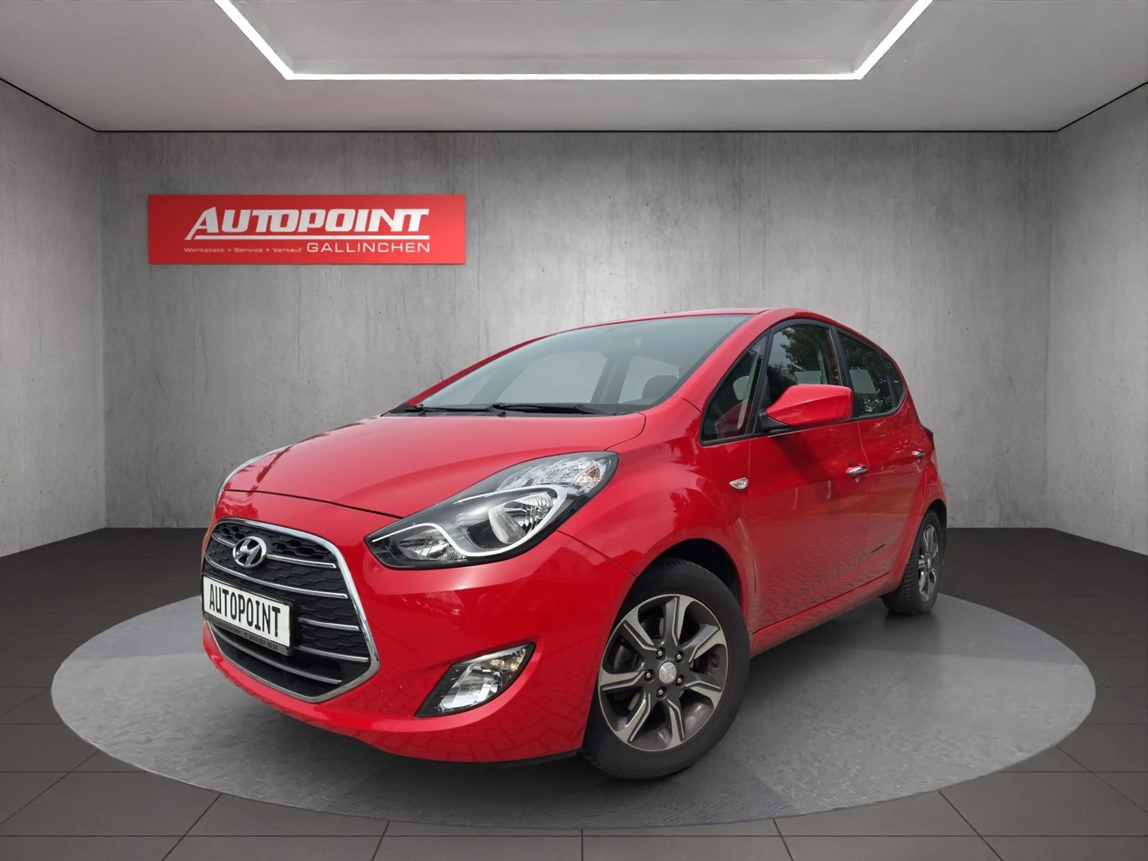 Hyundai iX20 1.6 Space blue — photo 7