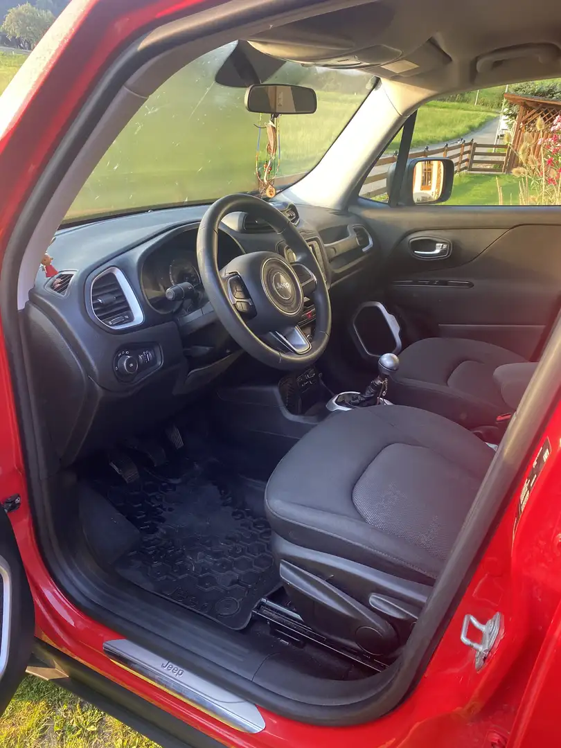Jeep Renegade 1,6 EtorQ 110 Sport - 2