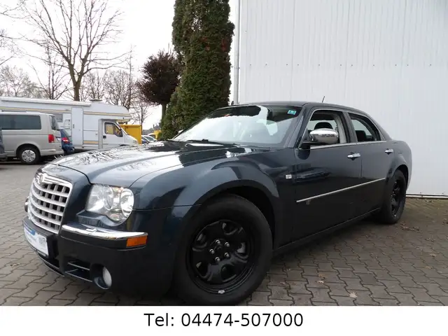 Chrysler 300C "Police Interceptor" Leder ACC Traumzustand