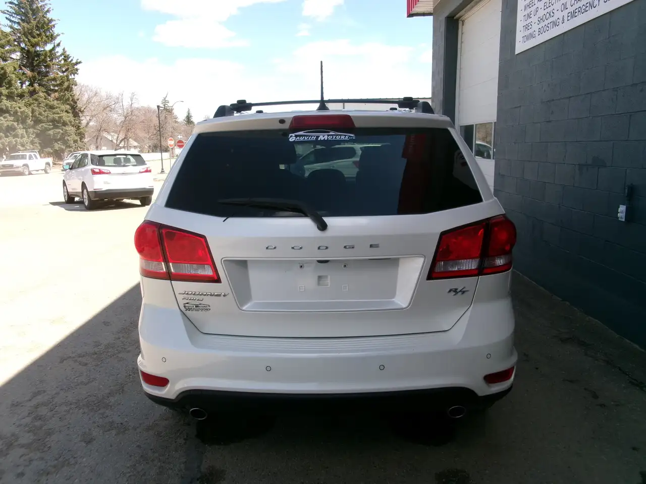 Dodge Journey снимка Dodge Journey
