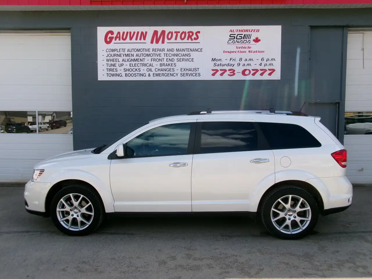 Dodge Journey снимка Dodge Journey