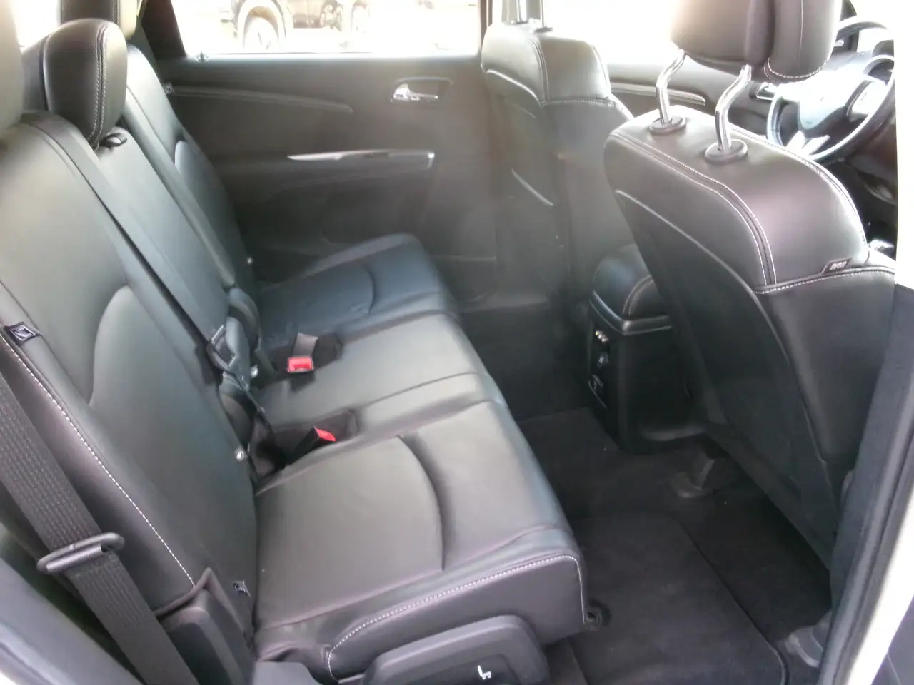 Dodge Journey снимка Dodge Journey