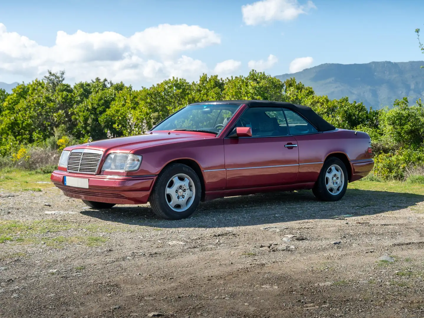 Mercedes-Benz CE 200 CE200 (A124) Rot - 1