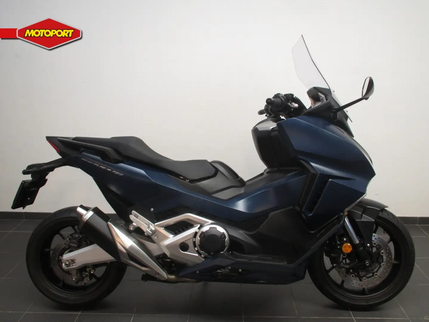 Honda Forza 750 Bleu - 1