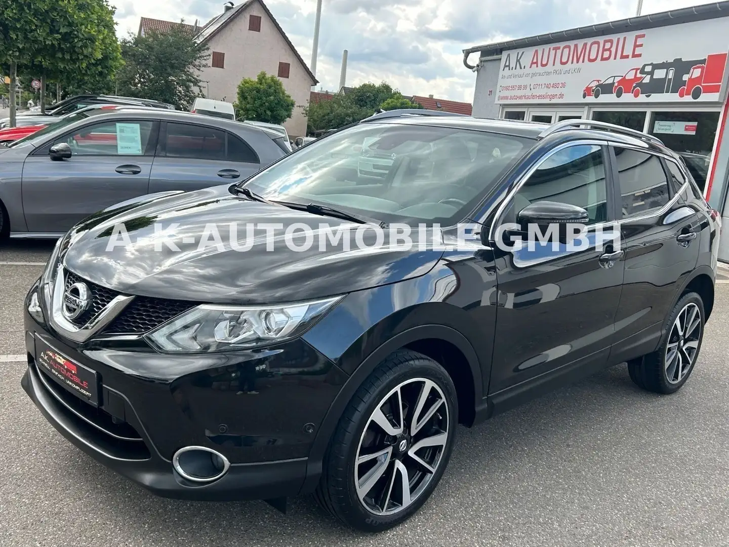 Nissan Qashqai Tekna*360°*PANORAMA*NAVI*TEMPO*LED*2-HD* Noir - 1