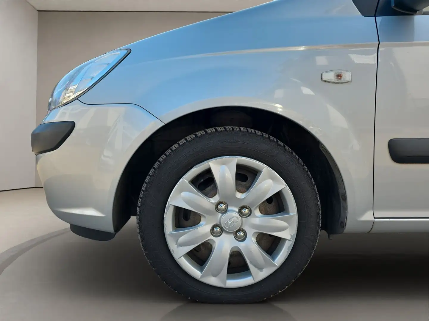 Hyundai Getz 1.1 Basis  ALLWETTER TÜV Silber - 2