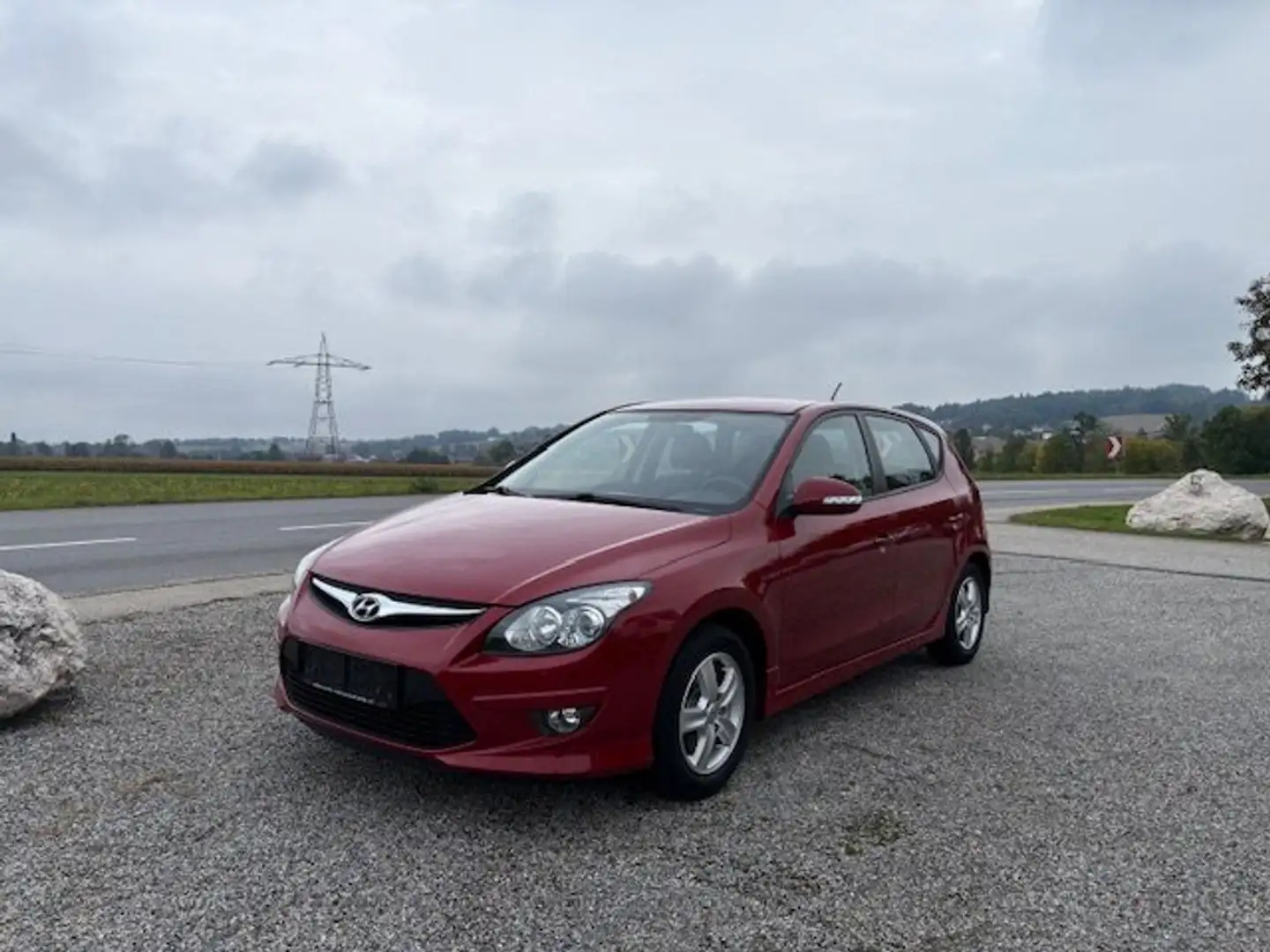 Hyundai i30 i30 1,4 CVVT Comfort Rouge - 1