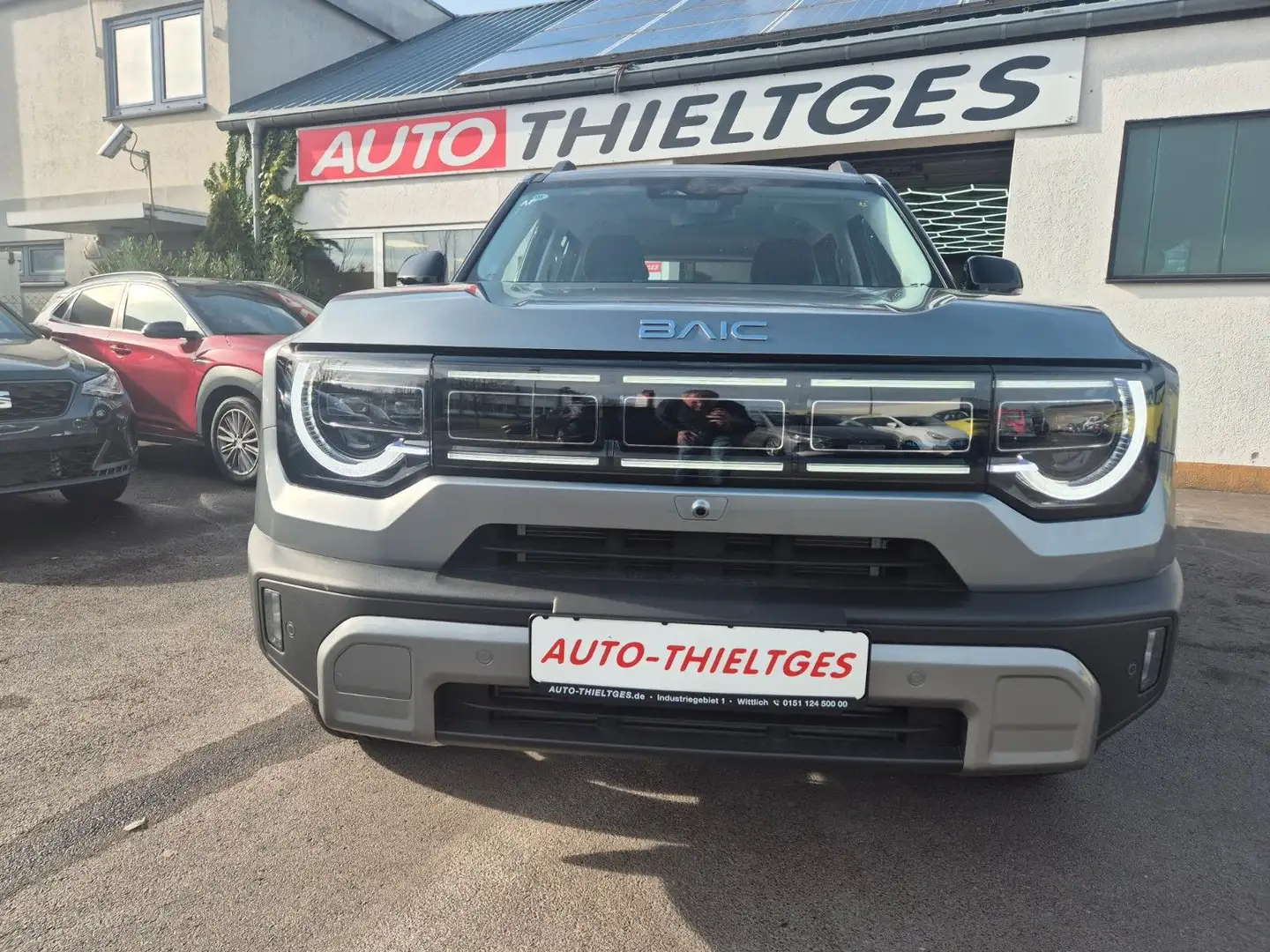 BAIC BJ30 4 WD HEV., Pofimäßig Versiegelt ! Gris - 1