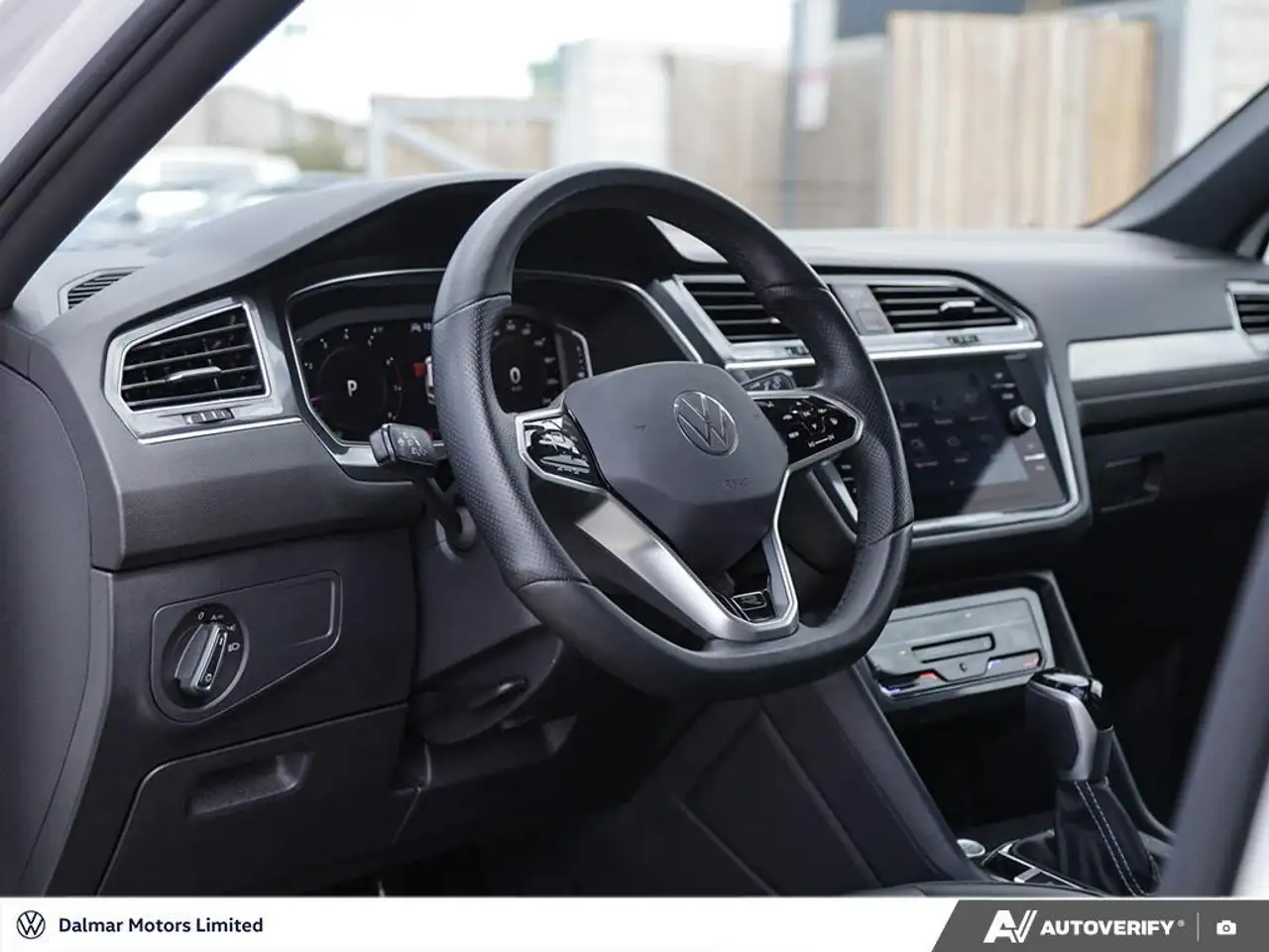 Volkswagen Tiguan снимка Volkswagen Tiguan