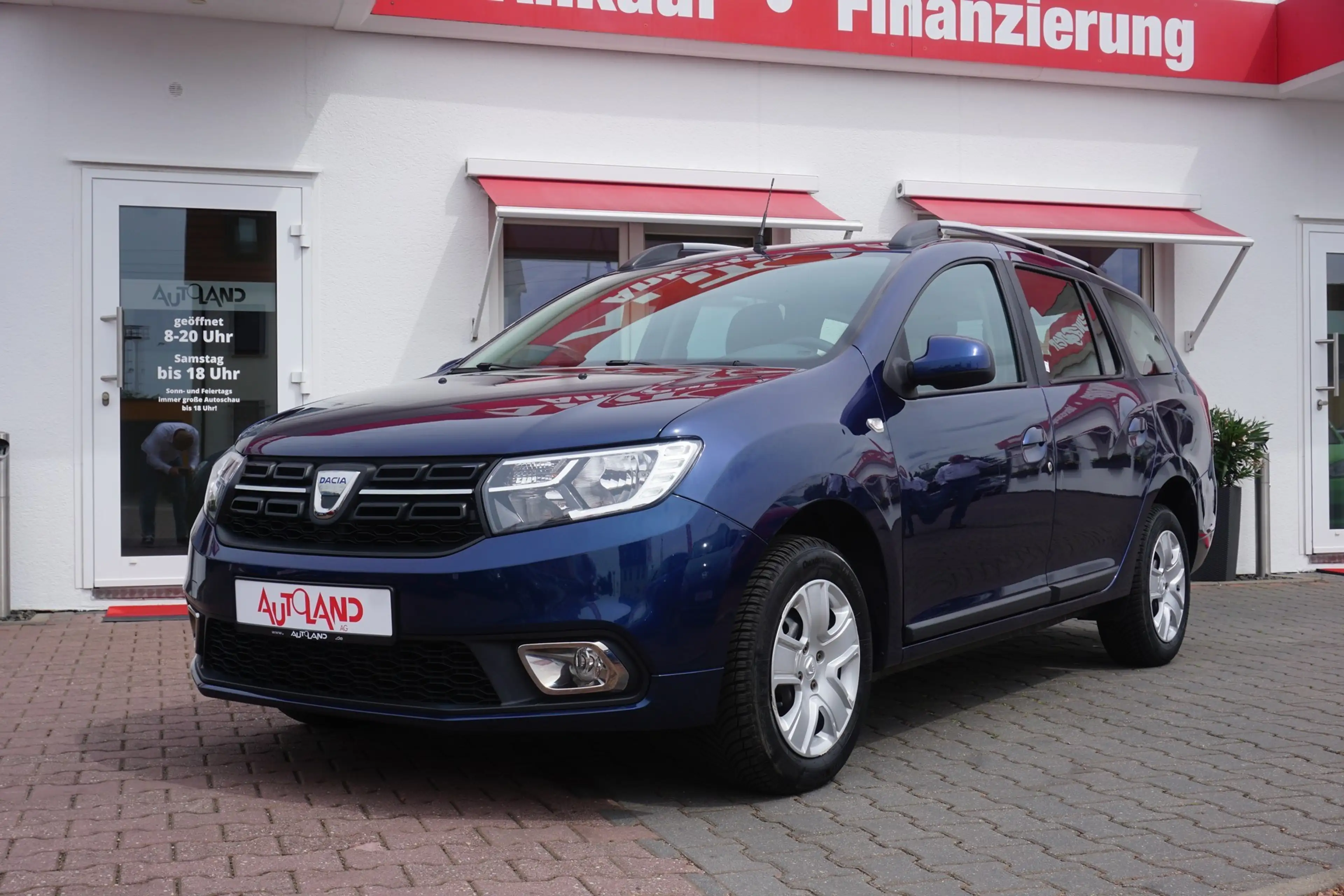 Dacia Logan II MCV Kombi 0.9 TCE Celebration Navi DAB — photo 2