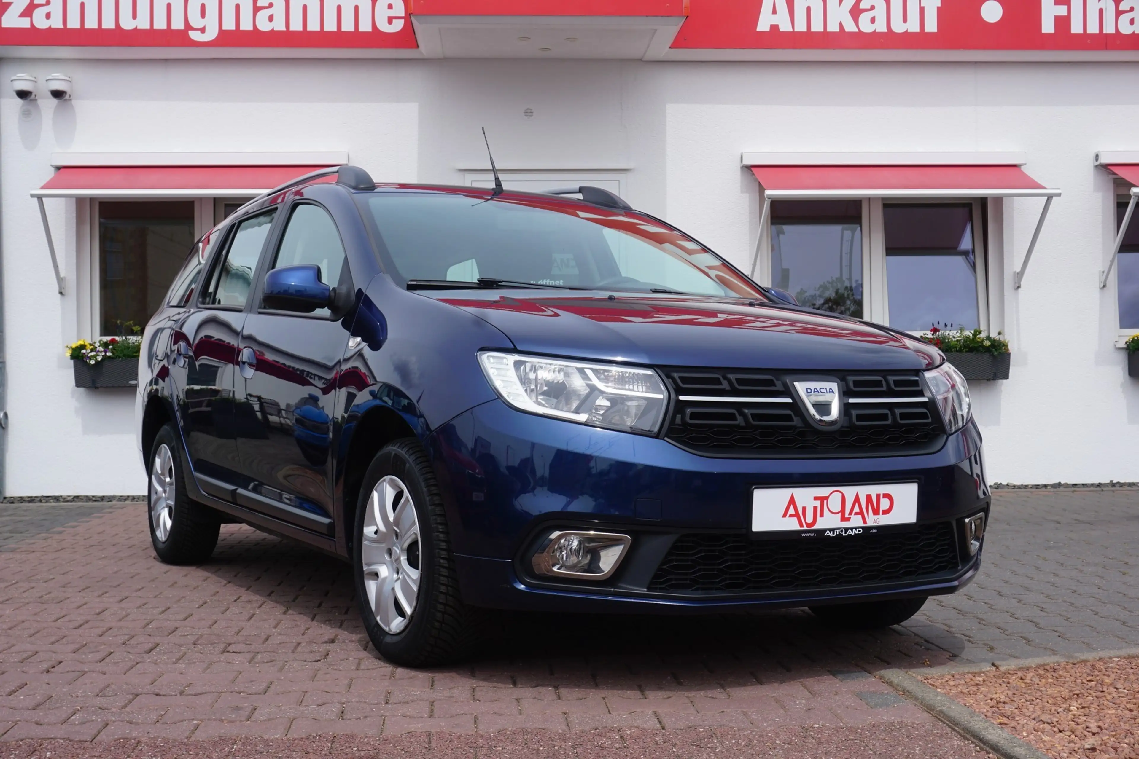 Dacia Logan II MCV Kombi 0.9 TCE Celebration Navi DAB — photo 6