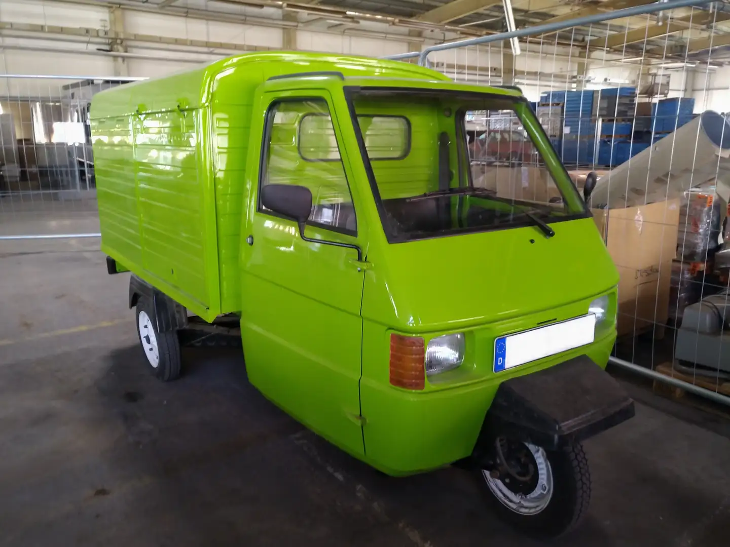Piaggio Ape LKW Geschl. Kasten Grün - 1