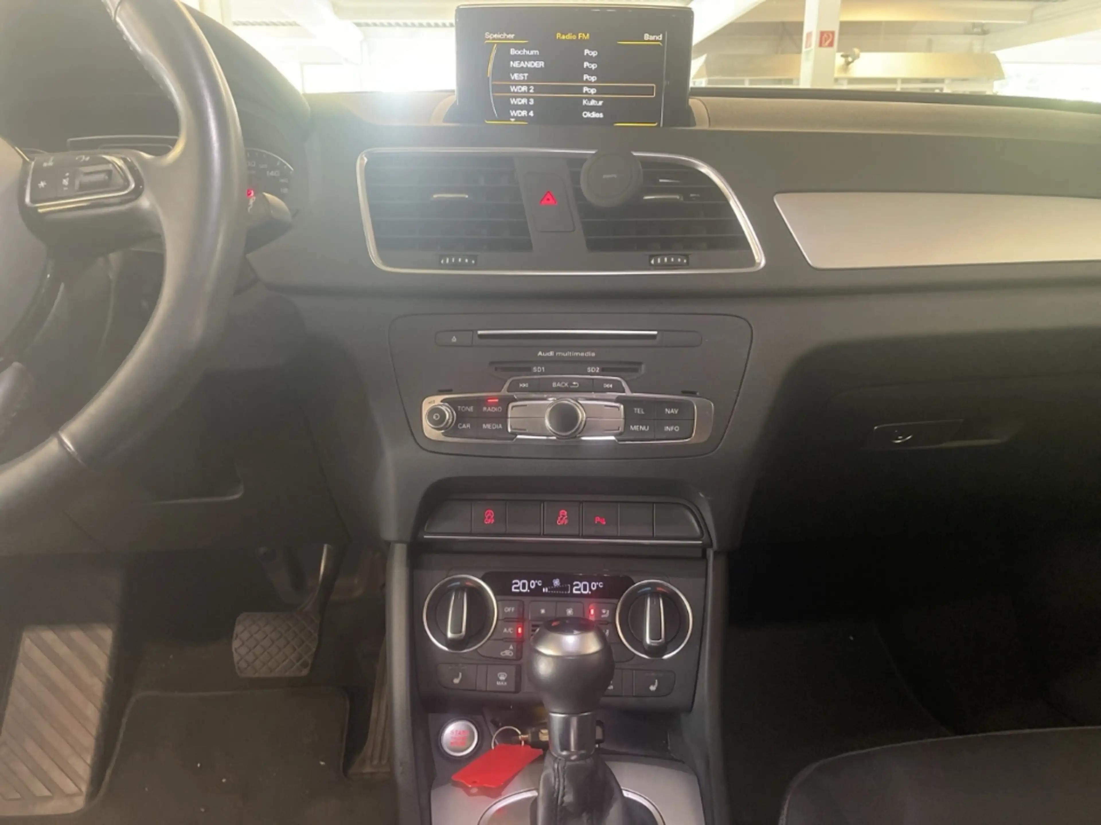 Audi Q3 basis S line, Automatik, Navigation, Bluetooth, Si — photo 10