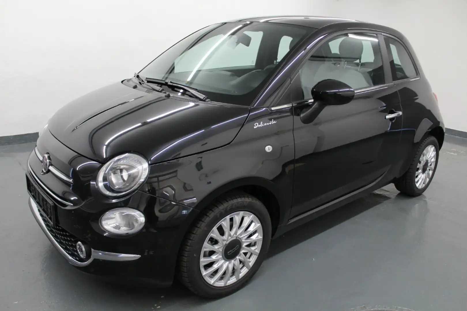 Fiat 500 1.0 Dolcevita Leasing ab 149 Euro! Zwart - 1