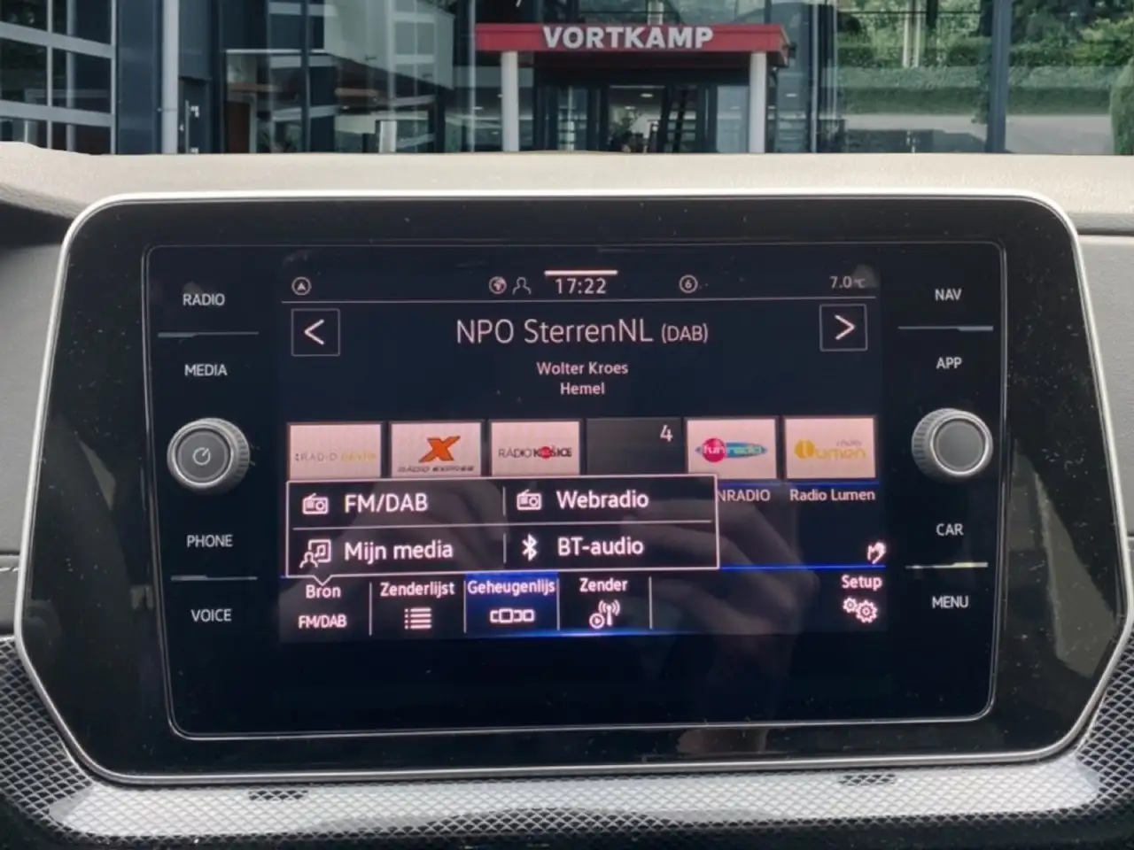 Volkswagen T-Cross 1.5 TSI R-LINE BLACK STYLE TREKHAAK/CAMERA/IQ-LIGH 20