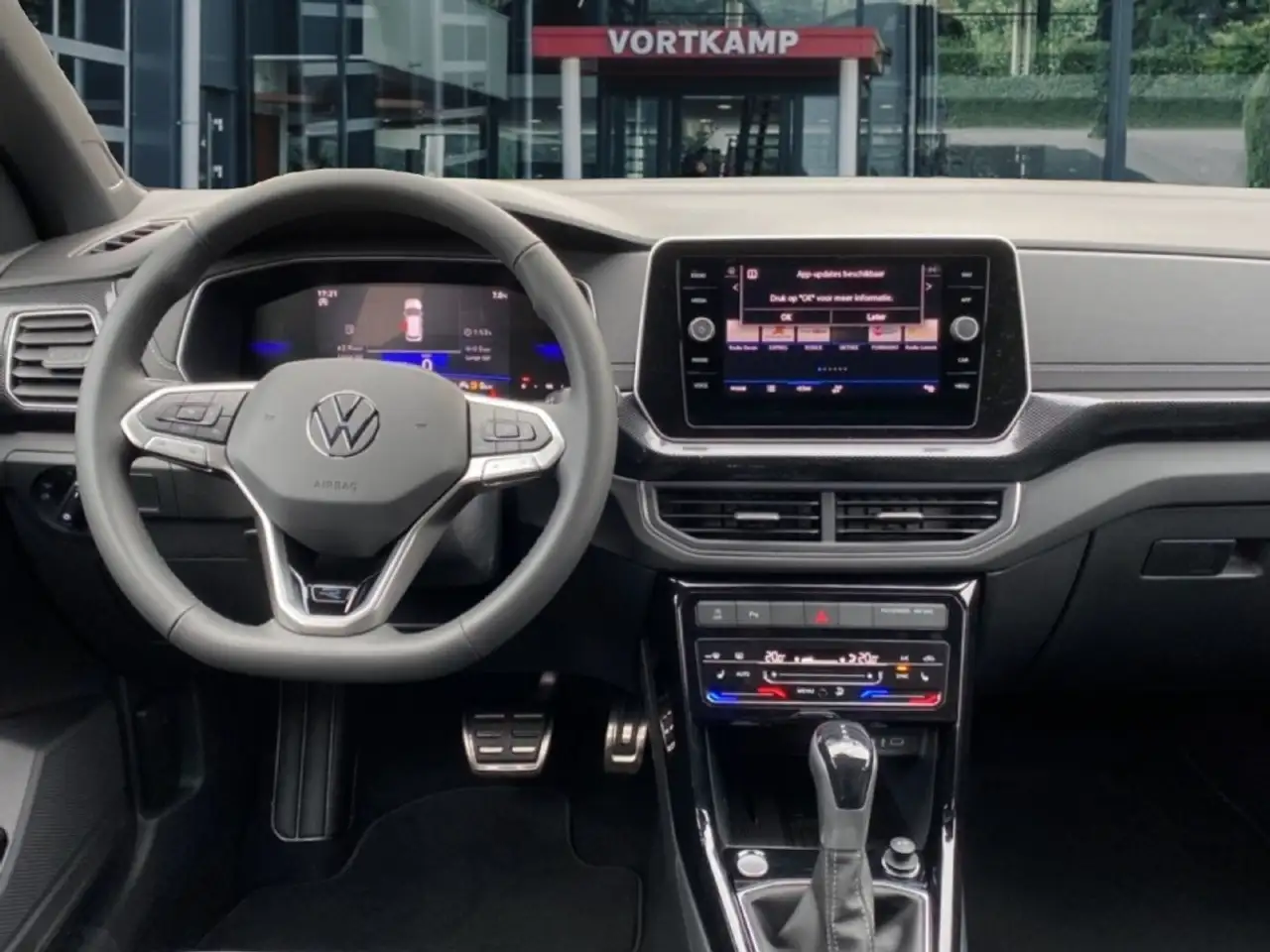 Volkswagen T-Cross 1.5 TSI R-LINE BLACK STYLE TREKHAAK/CAMERA/IQ-LIGH 14