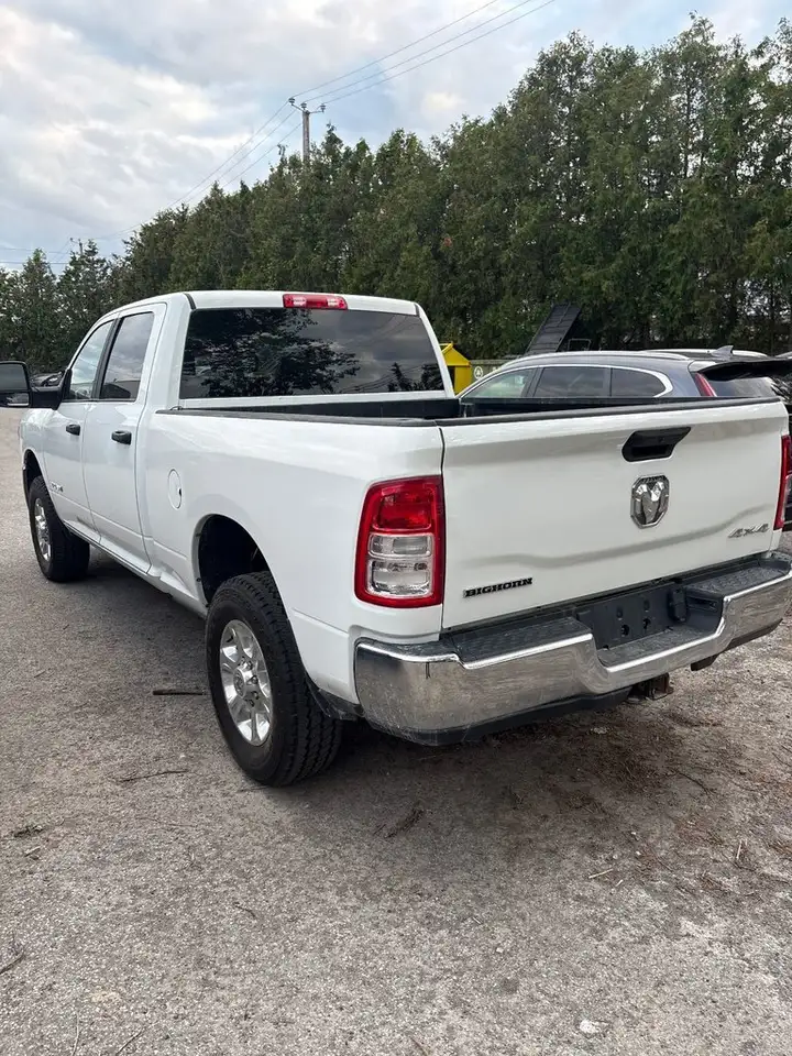 RAM 3500 снимка RAM 3500