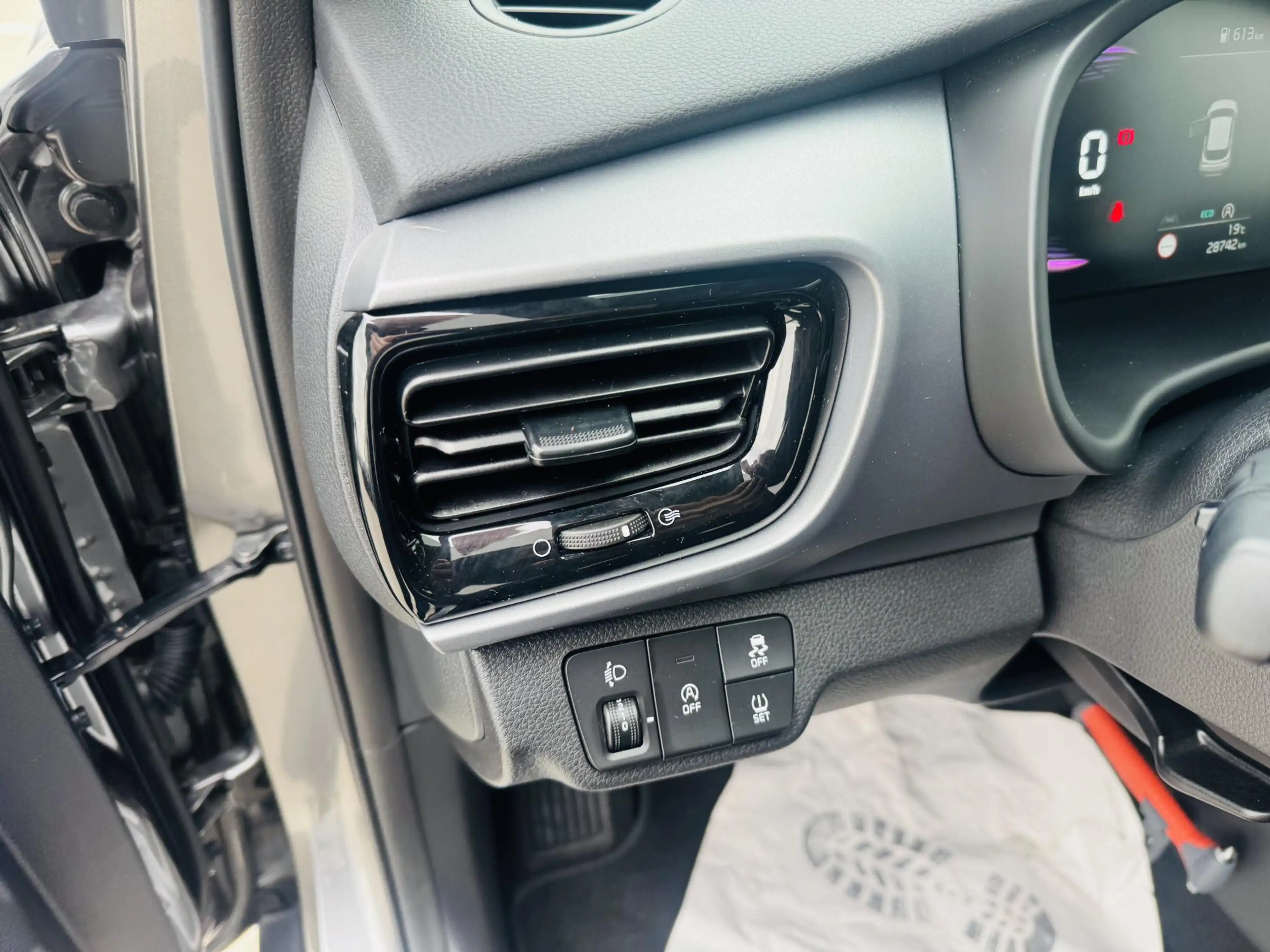 Kia Stonic 1.0 T-GDi MHEV DynamicLine Clima | Cruise | Navi | — photo 12