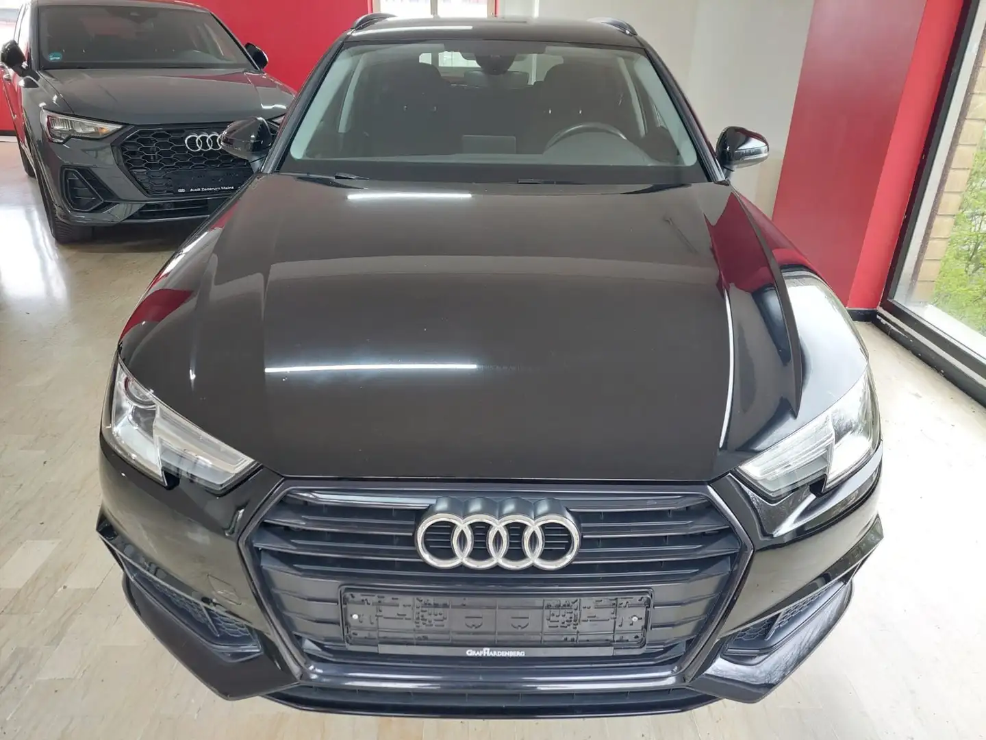 Audi A4 40 G TRON S TRONIC SPORT NAVI LED C18 Schwarz - 2