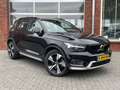 Volvo XC40 Recharge P8 AWD R-Design | SOH 91% | Navigatie | S Zwart - thumbnail 2
