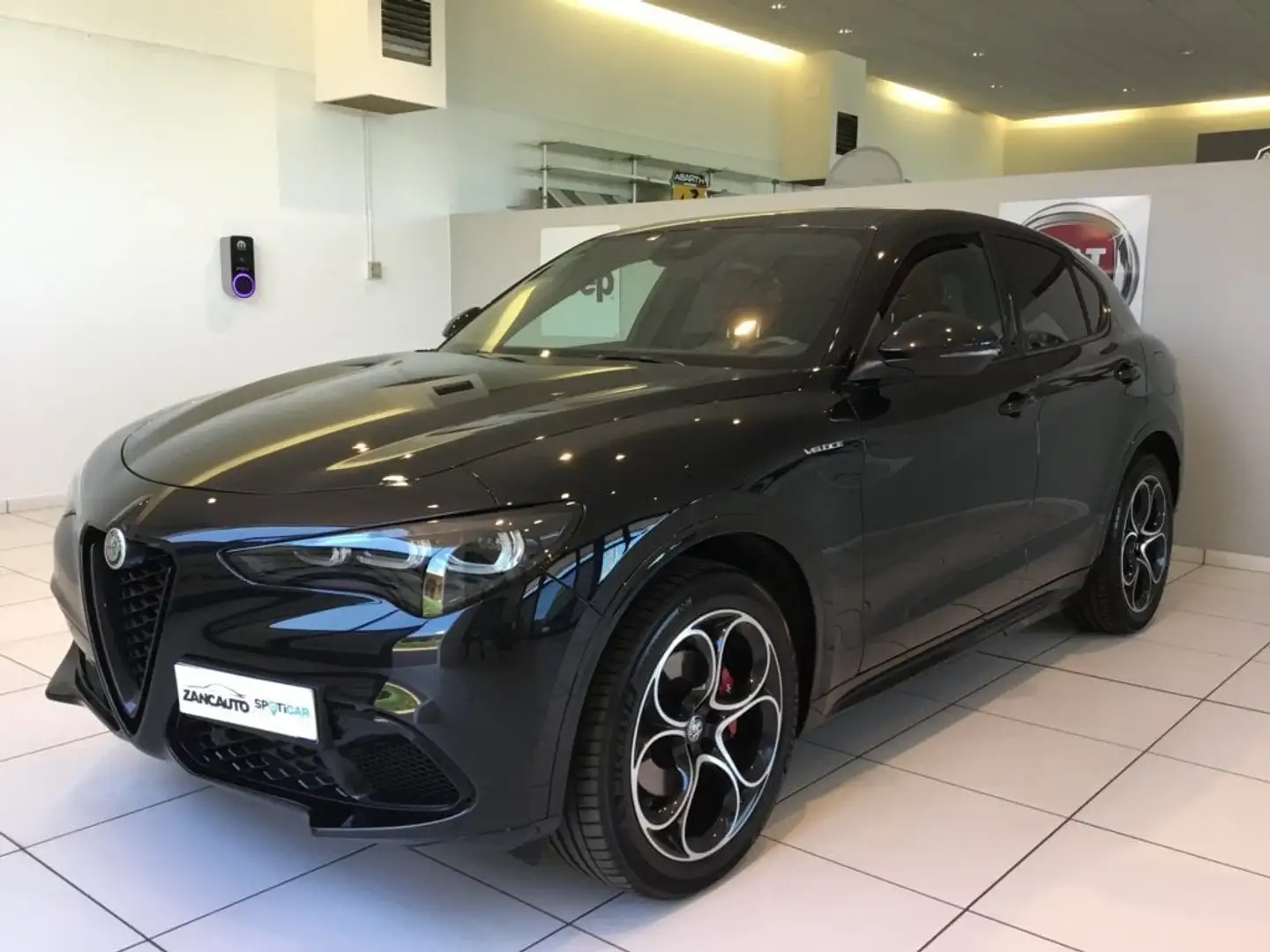 Alfa Romeo Stelvio Stelvio 2.0 Turbo 280 CV AT8 Q4 Veloce MY23 Noir - 2