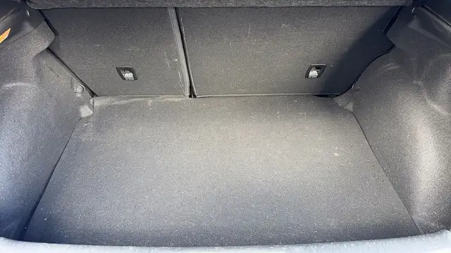 Renault Megane view 14