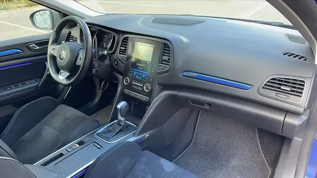 Renault Megane view 10