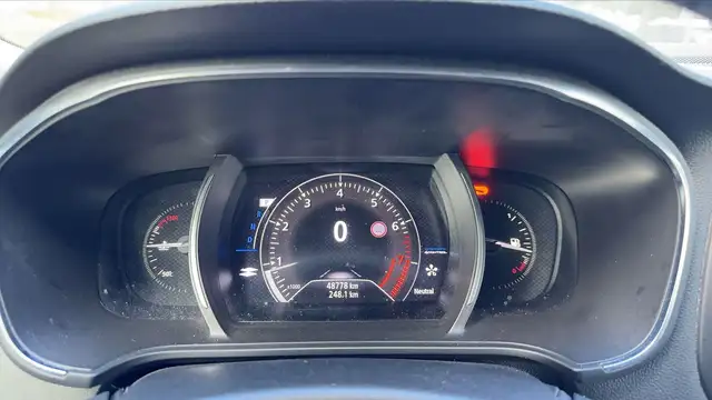 Renault Megane view 12